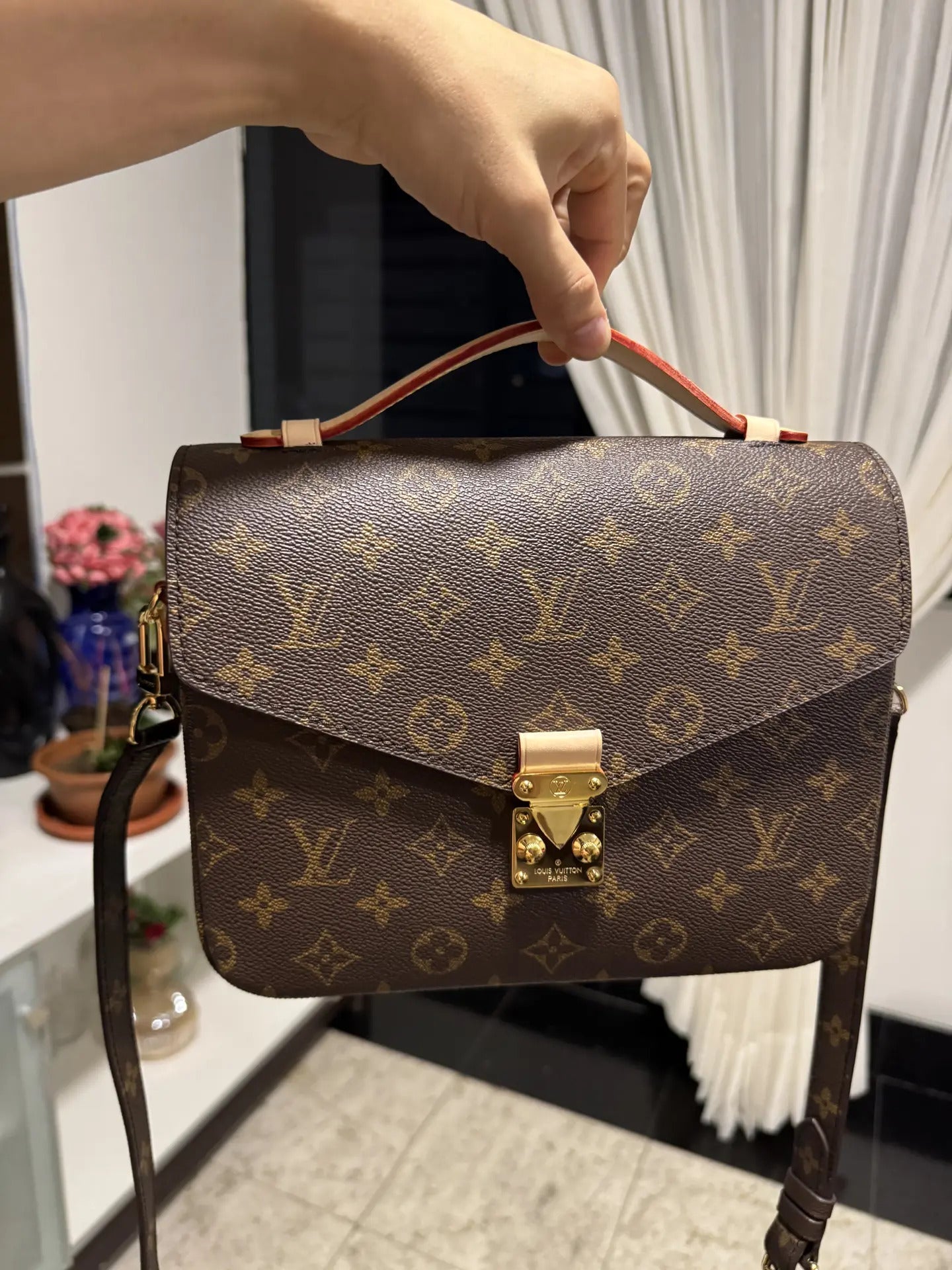 Louis Vuitton Pochette Métis – Monogram Canvas