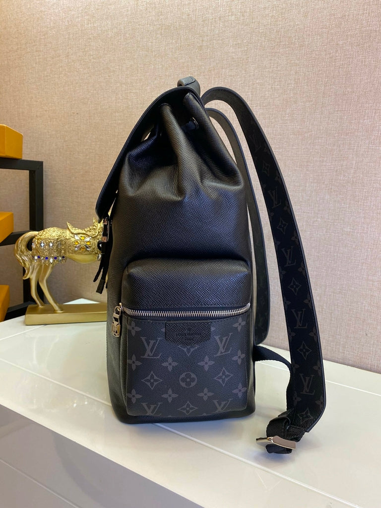 Louis Vuitton Discovery Backpack – Taigarama / Monogram Eclipse (Unisex)