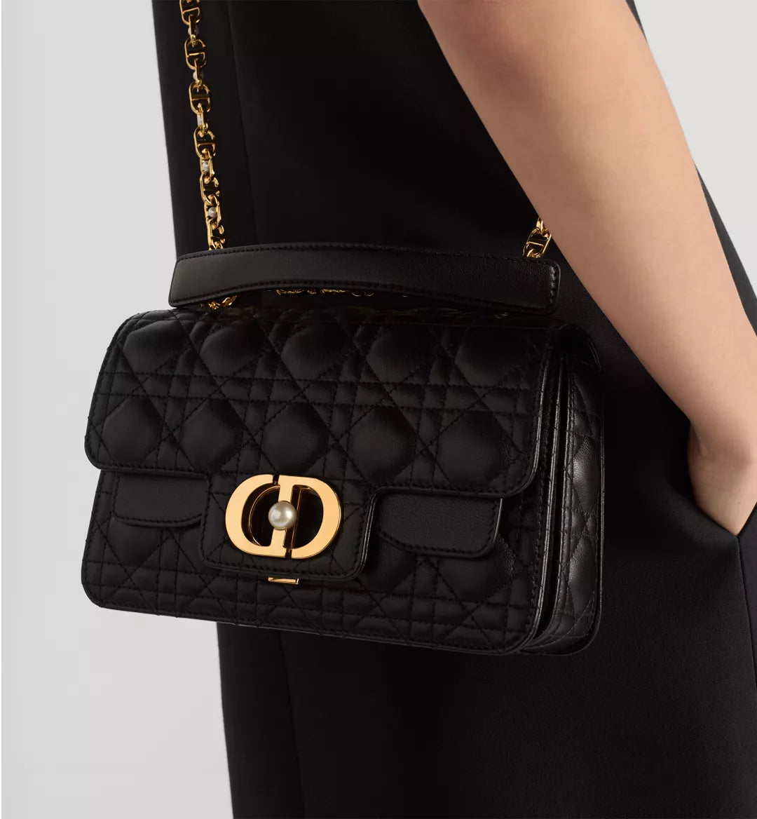 Dior Caro Bag – Cannage Calfskin (Black)