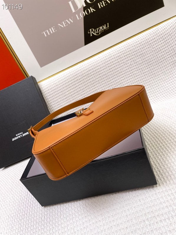 Saint Laurent Le 5 à 7 Shoulder Bag – Smooth Leather
