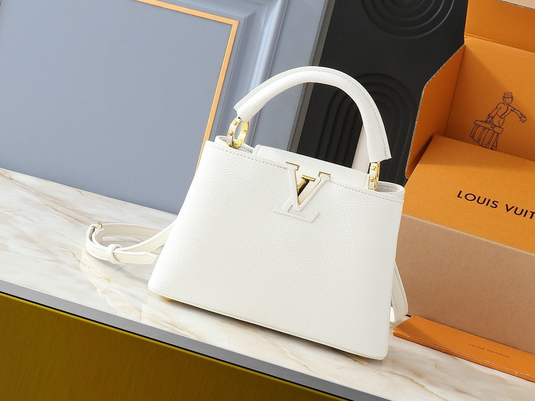 Louis Vuitton Capucines BB – Taurillon Leather